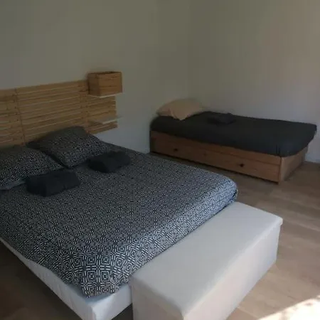 Gite 11 Personnes Tout Confort Hébergement de vacances *